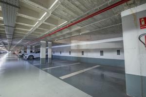 PARKING EN VENTA EN ZONA GRAN AVENIDA photo 0