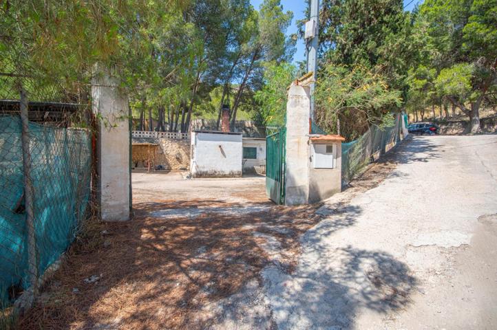 FINCA RUSTICA PARA REHABILITAR A 5 MINUTOS DE LA CIUDAD photo 0