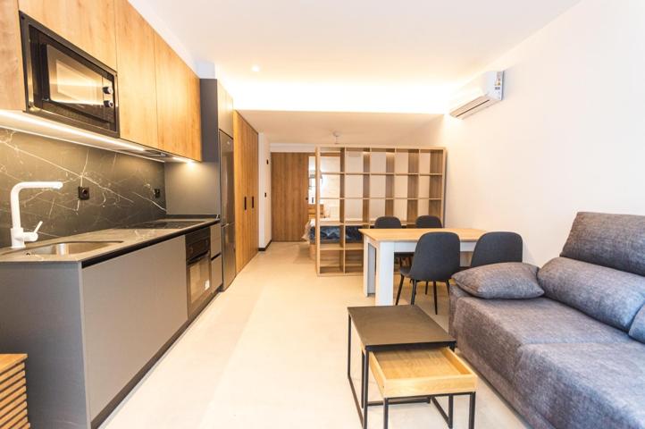 ¡Estudio de planta baja a estrenar a 50 metros de la gran avenida! photo 0