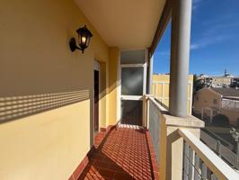 AMPLIO PISO EN EL CENTRO DE JEREZ. ¡PARA ENTRAR A VIVIR! INCLUYE PLAZA DE PARKING EN SUBTERRÁNEO. photo 0