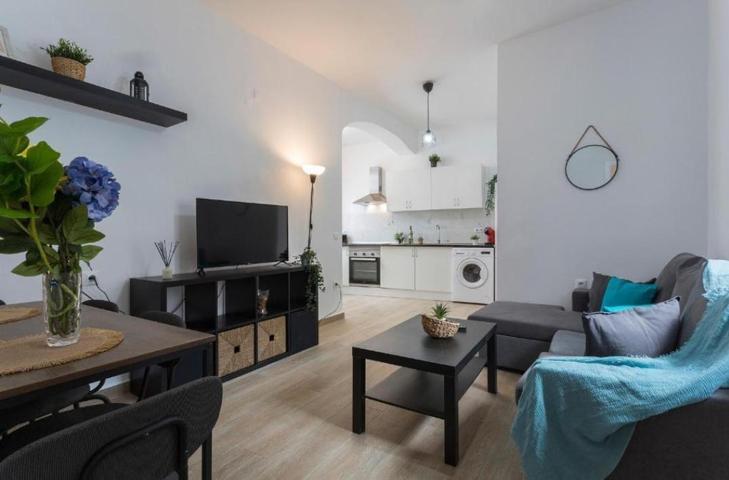 Apartamento turístico en venta en el corazón del barrio de San Miguel photo 0
