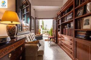 SE VENDE VIVIENDA CON ENCANTO EN EL CENTRO. photo 0