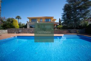 IMPONENTE VILLA EN CAN TEIXIDÓ photo 0