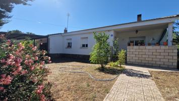 Se vende chalet en Eurovillas photo 0