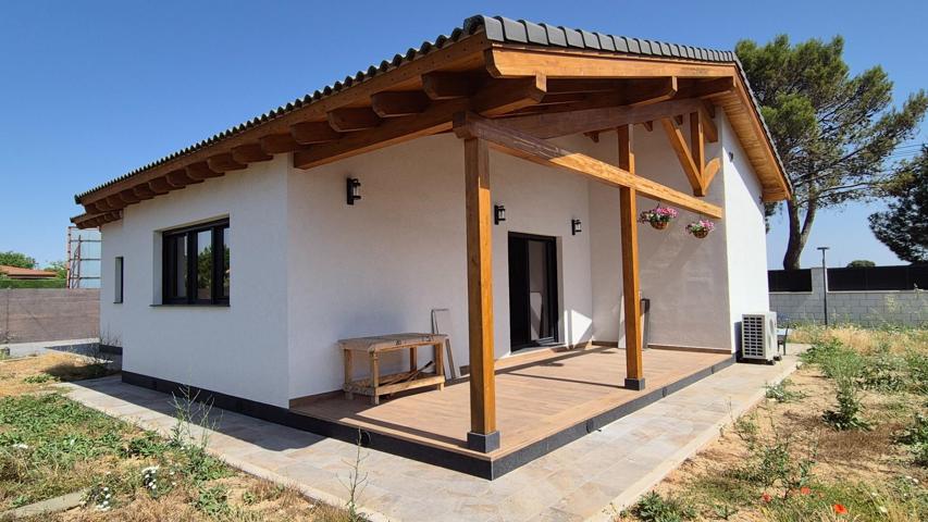 Espectacular chalet muy eficiente photo 0