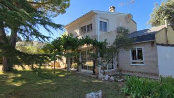 Precioso chalet reformado con encanto photo 0