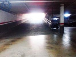 Parking en Bulevar moderno y de referencia en la ciudad photo 0