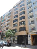 Piso en venta en Benicalap de 3 habitaciones, 2 baños y plaza de garaje photo 0