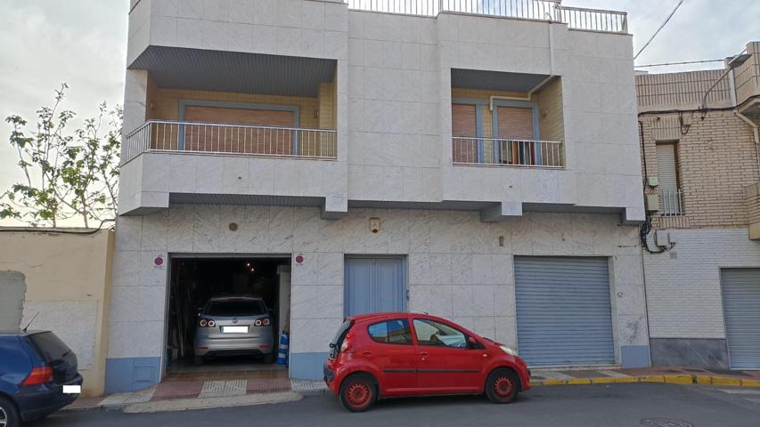 Espectacular casa sobre locales en pleno centro de Roquetas de mar photo 0