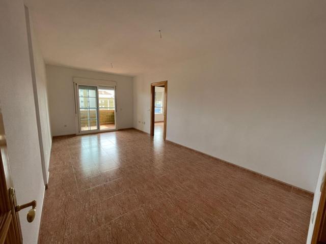 Espectacular piso de tres habitaciones en las Salinas photo 0