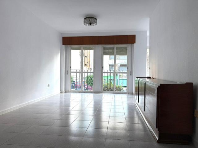 PISO EN ROQUETAS DE MAR photo 0