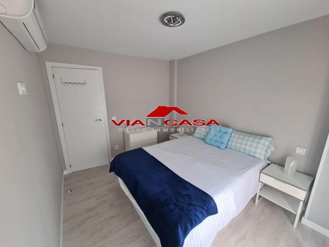 Alquiler de piso en Valdeaceaderas, 2 habitaciones dobles, 2 baños, photo 0