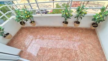 MODERNO PISO EN ALQUILER photo 0