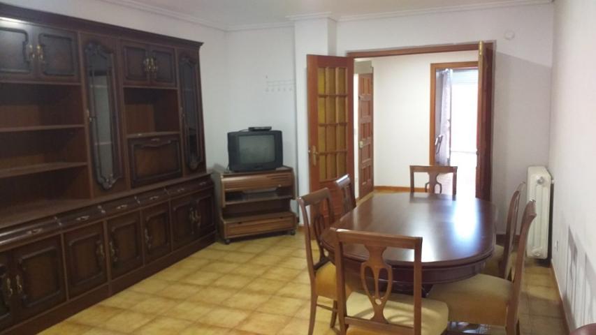 OPORTUNIDAD PISO EN VENTA LA ZONA ALTA PARA ESTUDIANTES photo 0