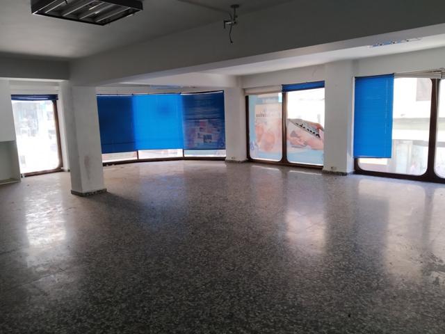 ALQUILER: Entreplanta Comercial Centro. photo 0