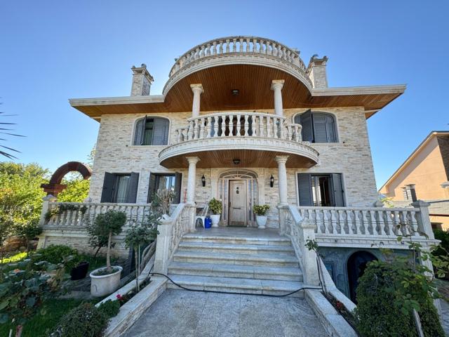 Espectacular Casa en Cacabelos con vistas despejadas photo 0