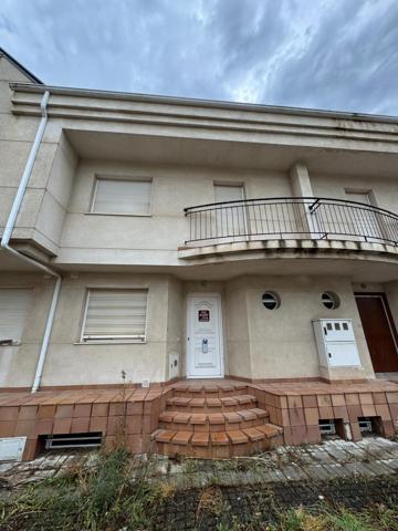 Acogedor Adosado en Congosto, Zona Almazcara - Ideal para Tu Familia 🏡✨ photo 0
