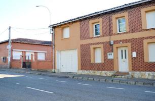 Terreno Urbanizable En venta en Northern Spain, Almanza photo 0