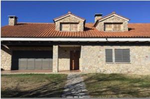 ESTUPENDO CHALET EN MANSILLA DE LAS MULAS photo 0