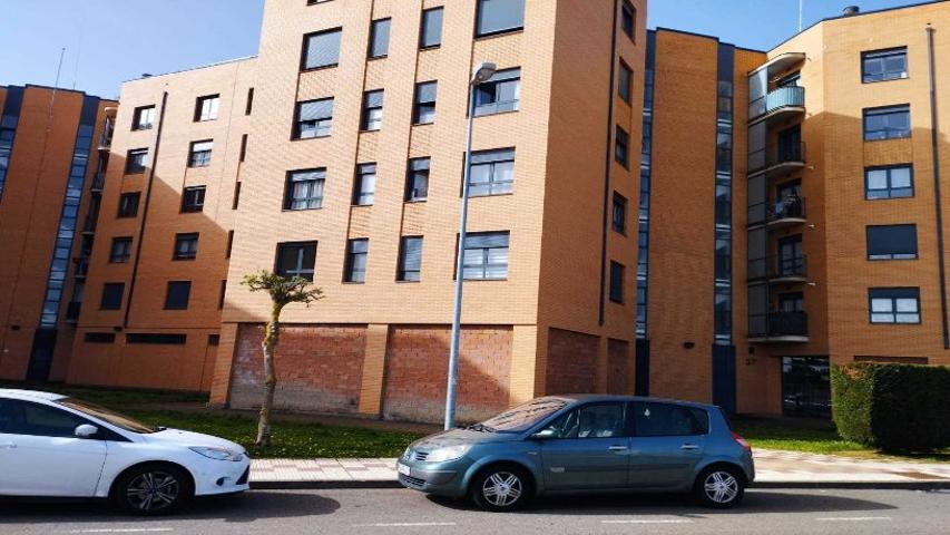 Oficina En venta en Northern Spain, Villaquilambre photo 0