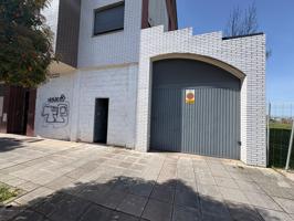 LOCAL COMERCIAL EN LA ROSALEDA photo 0