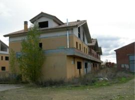 OBRA EN CONSTRUCCION EN VEGA DE INFANZONES- VILLA DE SOTO photo 0