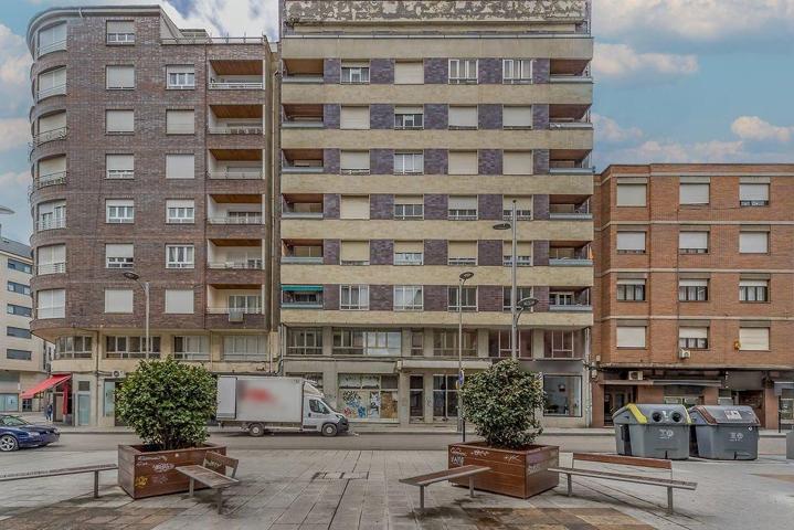 PISO PARA REFORMAR EN EL CENTRO DE PONFERRADA photo 0