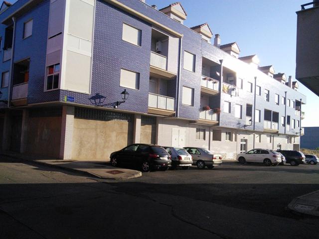 PLAZA DE PARKING EN LA VIRGEN DEL CAMINO photo 0