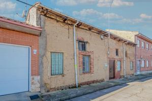 CASA PARA REFORMAR EN ESTEBANEZ DE LA CALZADA- VILLAREJO DE ORBIGO photo 0