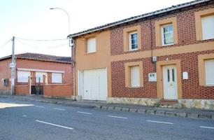 CASA CON TERRENO EN VILLAVERDE DE ARCAYOS photo 0