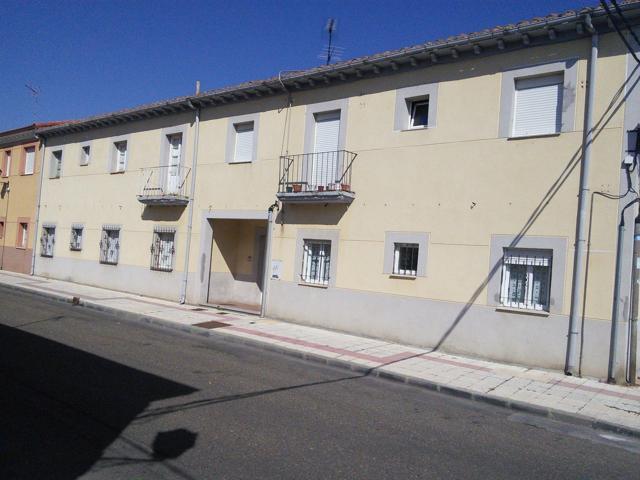 PISO EN VALVERDE DE LA VIRGEN photo 0