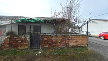 CASA PARA REFORMAR CON PATIO EN ONAMIO- MOLINASECA photo 0