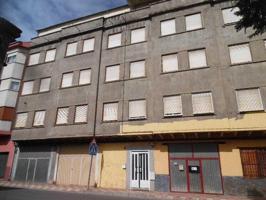 PISO PARA REFORMAR Y LOCAL COMERCIAL EN CACABELOS photo 0
