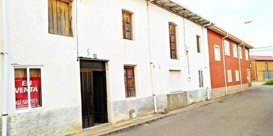 Chalet adosado en San Cristóbal de la Polantera-Villagarcia photo 0