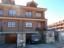 ADOSADO EN POBLADURA DEL BERNESGA. INMUEBLE ALQUILADO photo 0