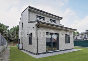 chalet venta photo 0