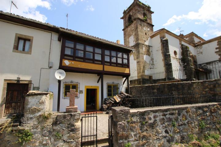 CASA DE PUEBLO CON JARDÍN EN POLACIONES photo 0