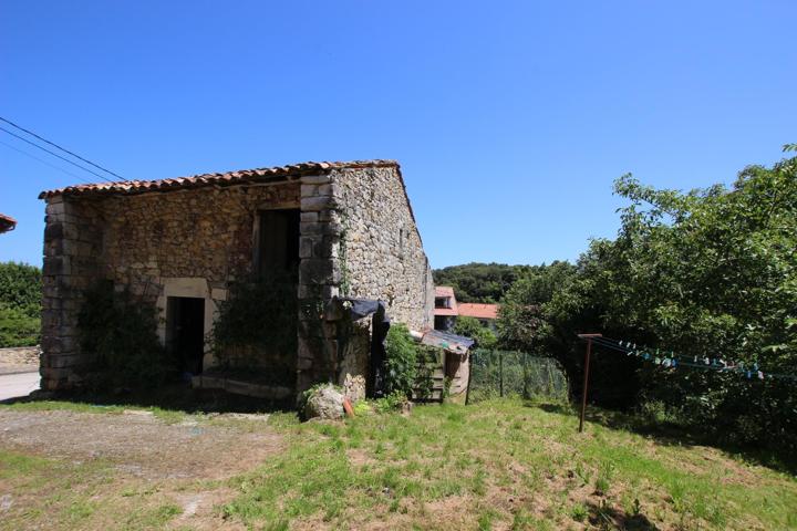 CASA PARA REFORMAR DE PIEDRA photo 0