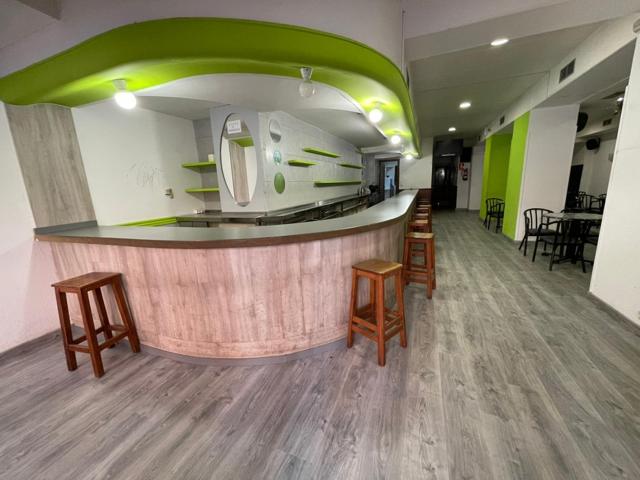 Alquiler Cafe-Bar totalmente acondicionado centro photo 0