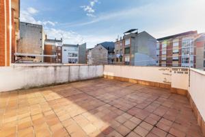 PISO DE 2 HABITACIONES Y TERRAZA DE 40M2 ZONA CENTRO photo 0