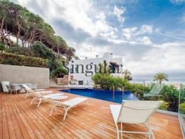 Espectacular chalet en la playa Els Fenals (Lloret de Mar) photo 0