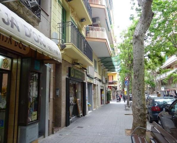 Local en Calle Vallespir photo 0