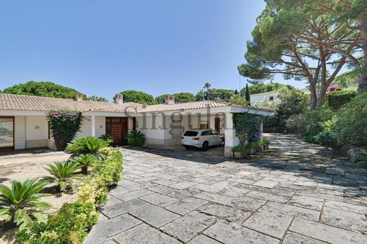 Espectacular Villa en la Zona Exclusiva de S'Agaró, La Gavina. photo 0