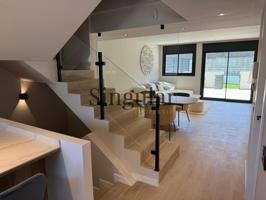 Descubre tu nuevo hogar en el cautivador Llers: Casa adosada con garaje privado photo 0