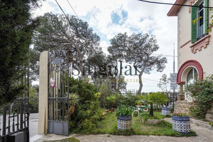 Exclusiva Villa Modernista con encanto histórico y vistas privilegiadas en el Tibidabo photo 0