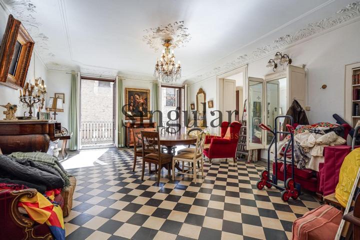 PISO EN VENTA EN CARRER AMPLE photo 0