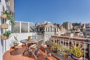 Increíble ático reformado con terraza en Sarrià-Sant Gervasy photo 0