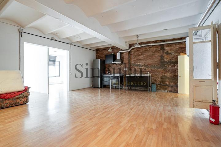 MARAVILLOSO LOFT A REFORMAR EN EL BOHEMIO DISTRITO DE GRACIA photo 0