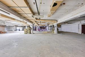 Gran local oficinas con parking zona Maternitat en Les Corts photo 0