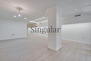 Despacho profesional-oficina situado en una de las áreas más exclusivas photo 0